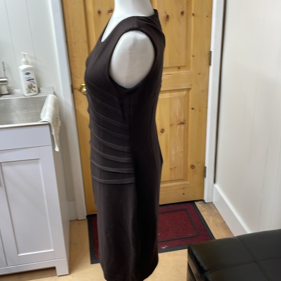 Calvin Klein brown fitted dress - Picture 3 of 11